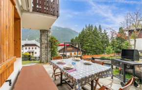Cozy Apartment In Ayas With Kitchenette